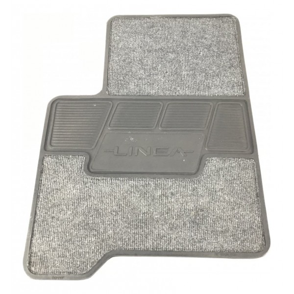 Tapete Traseiro Direito Fiat Linea Absolute 2010 (48497) Preto