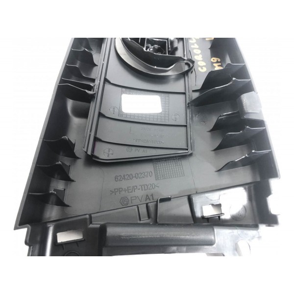 Moldura Coluna Central Corolla Altis Hybrid 2020 21 22 2023