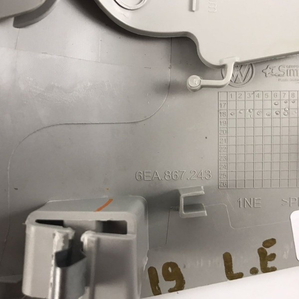 Moldura Coluna Central Esquerda Volkswagen Polo Virtus 2023