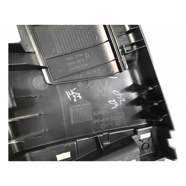 Moldura Coluna Central Direita Corolla Altis Hybrid 2020