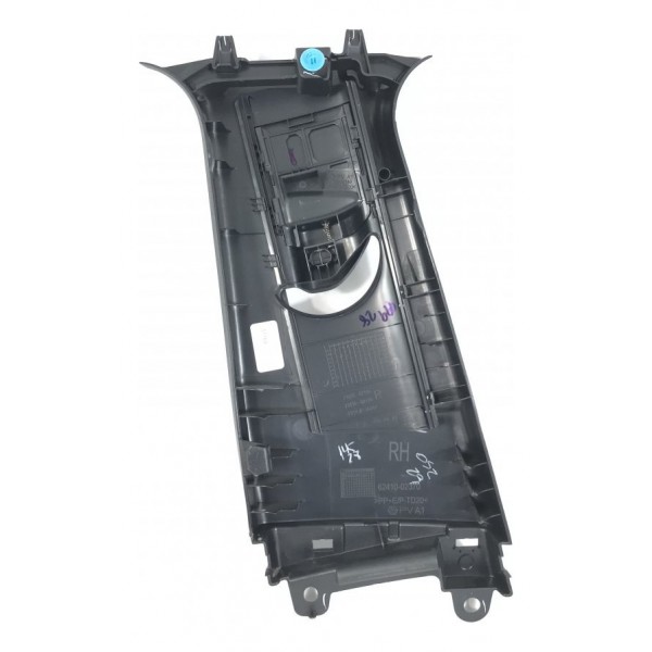 Moldura Coluna Central Direita Corolla Altis Hybrid 2020