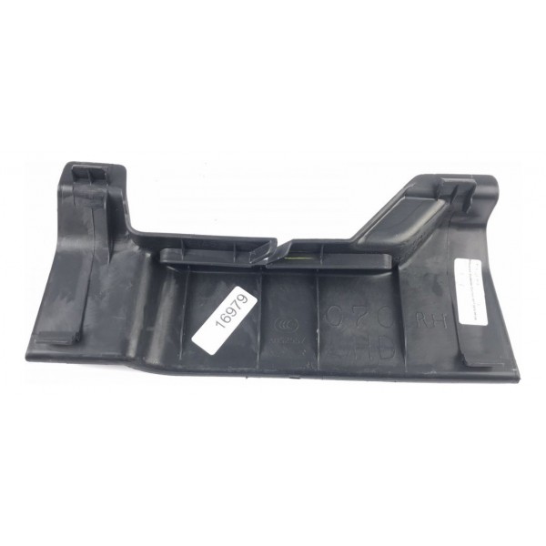 Acabamento Coluna Central  Direita Outlander 2018 (16979)