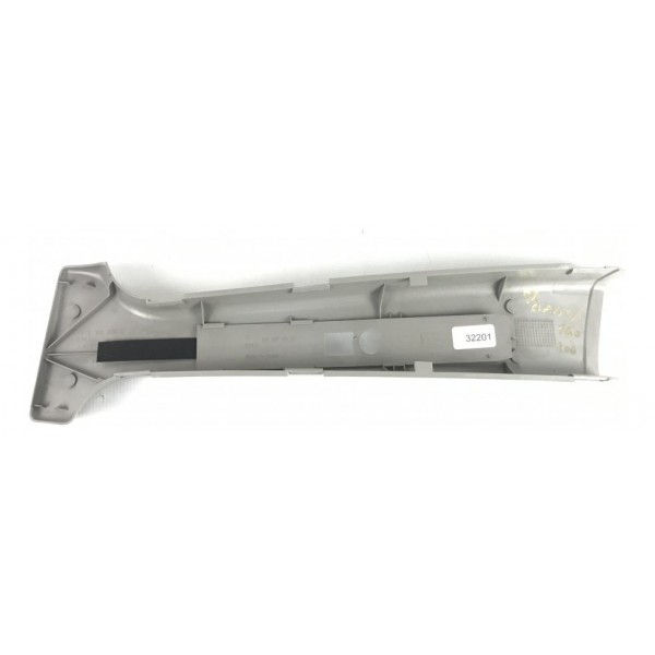 Acabamento Coluna Central Direito Classe A 160 2000