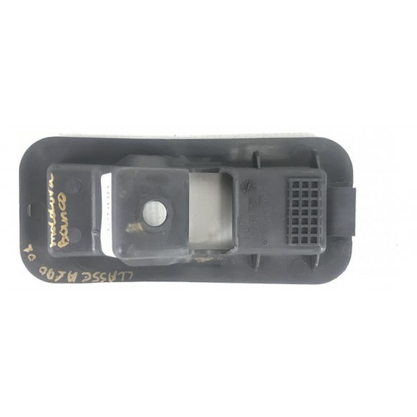 Moldura Banco Traseiro Esquerdo Classe A 190 2001 (32508) Preto