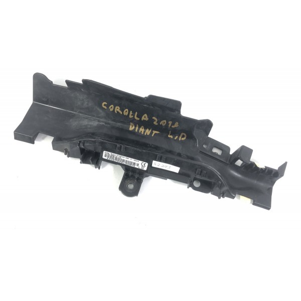 Guia Parachoque Dianteiro Direito Corolla Altis Hybrid 2020