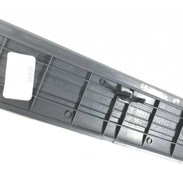 Soleira Porta Dianteira Direita Sportage 16v 2009 (50249) Preto