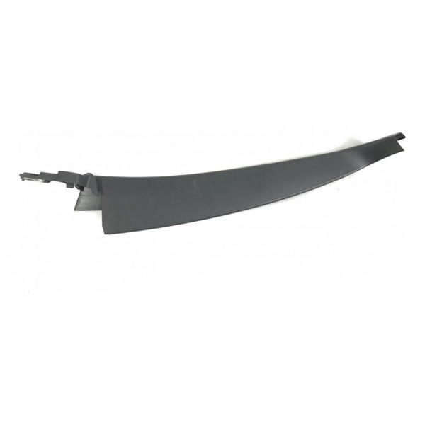 Acabamento Porta Traseira Direita Corolla Altis Hybrid 2020