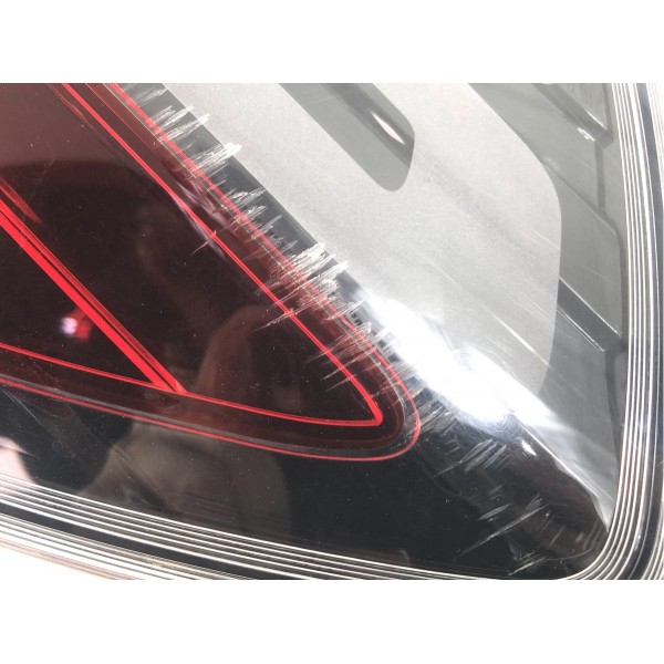 Lanterna Traseira Direita Mobi 2016 17 18 19 20 21 22 2023 Direito