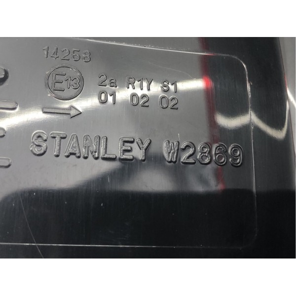 Lanterna Traseira Direita Outlander 2.0 16v 2016 A 2020 Direito