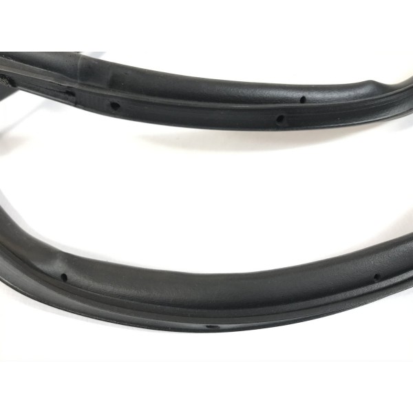 Borracha Anti Po Porta Traseira Esquerda Corolla Altis 2020