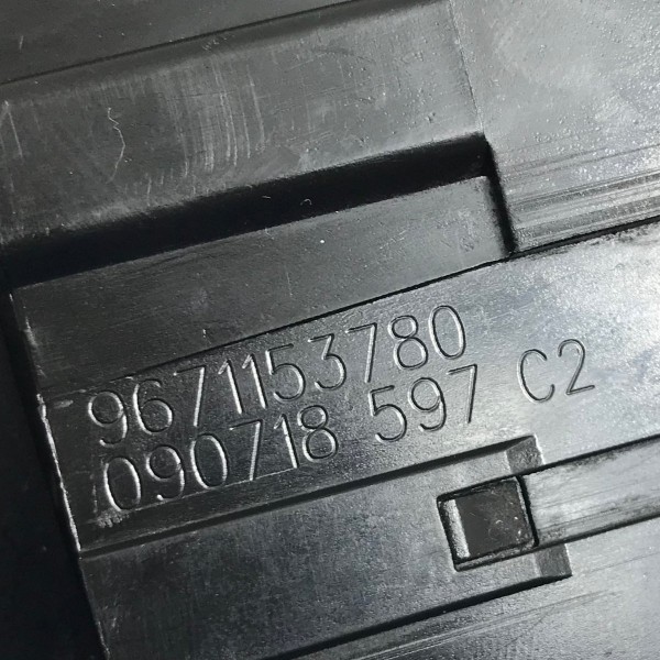 Fechadura Tampa Traseira Peugeot 2008 208 207 Citroen C3 C4