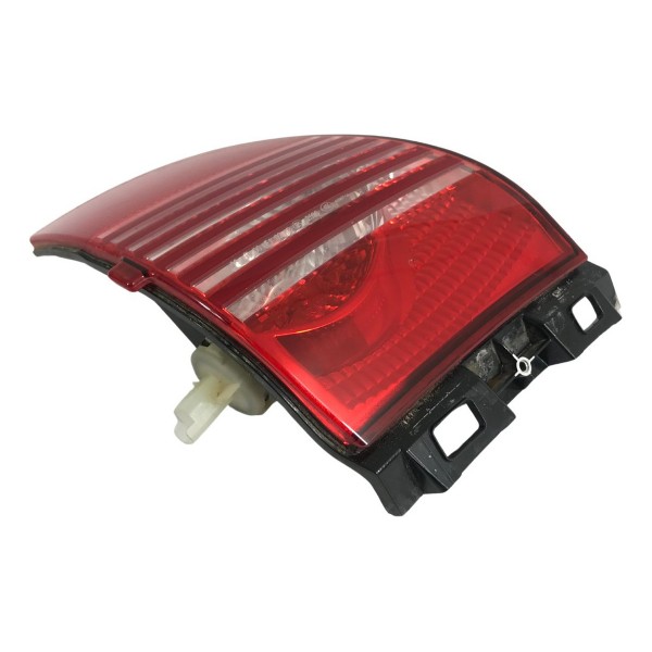 Lanterna Neblina Traseira Direita Peugeot 2008 2017 18 2019 Direito/passageiro