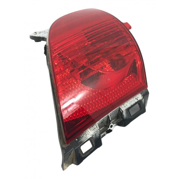 Lanterna Neblina Traseira Esquerda Peugeot 2008 2017 18 2019 Esquerdo/motorista