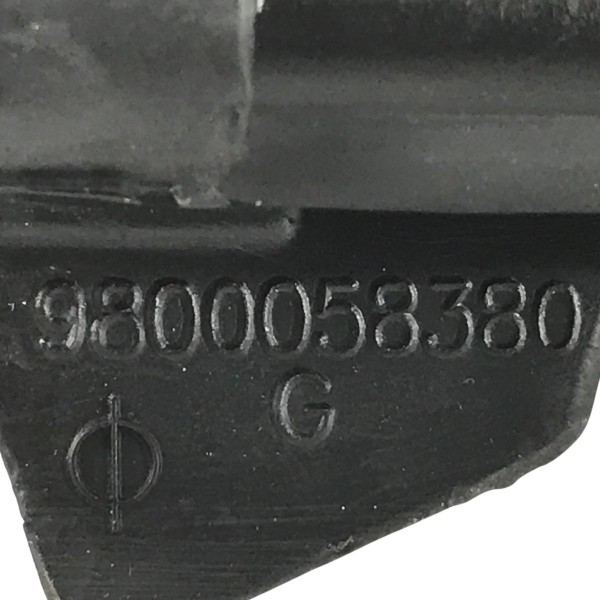 Pestana Interna Traseira Esquerda Peugeot 2008 2017 18 2019