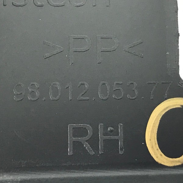 Acabamento Porta Dianteira Direita Peugeot 2008 208 2019