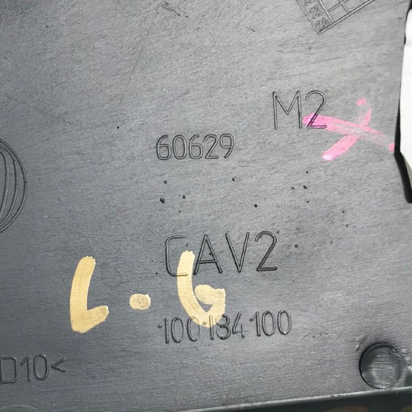 Acabamento Banco Dianteiro Esquerdo Strada 2020 C/detalhe