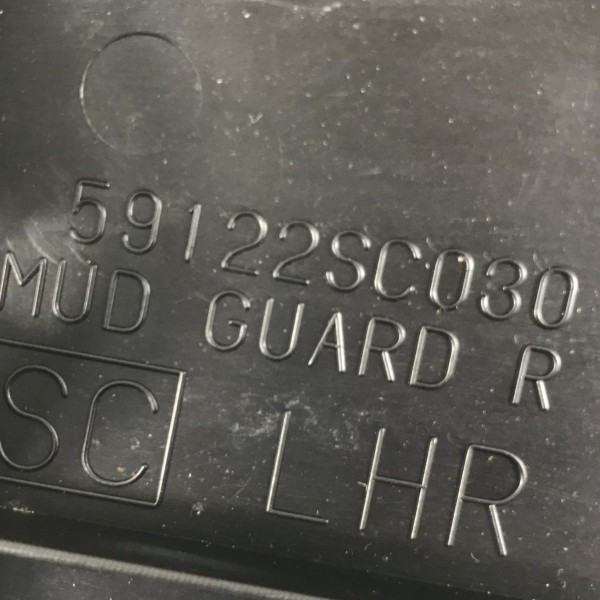 Guia Esquerdo Parachoque Subaru Forester 2.5 2009 10 11 2012