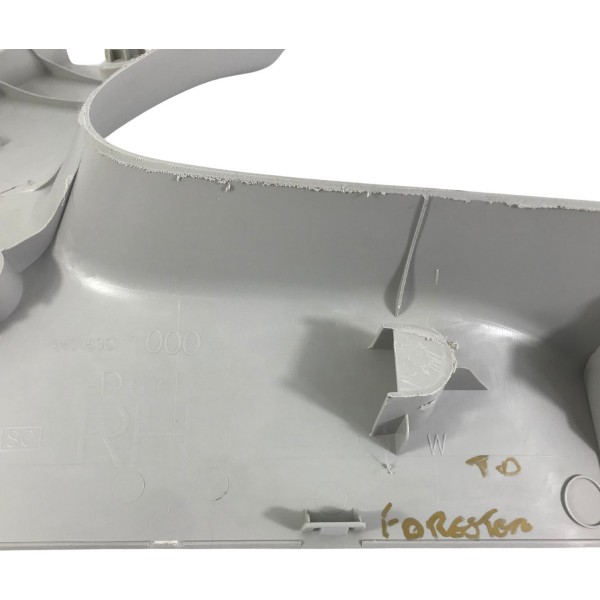 Acabamento Coluna Traseira Direita Subaru Forester 2011 2012