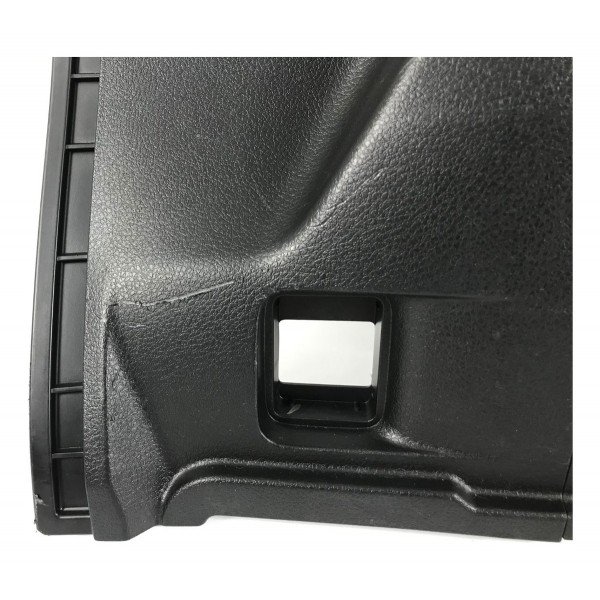 Acabamento Porta Mala Direito Subaru Forester 2010 11 2012