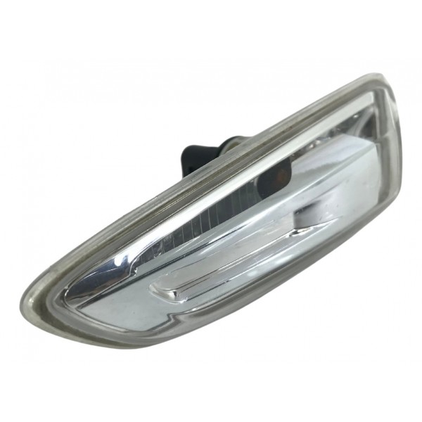 Luz Pisca Seta Esquerda Chevrolet Montana Tracker Onix