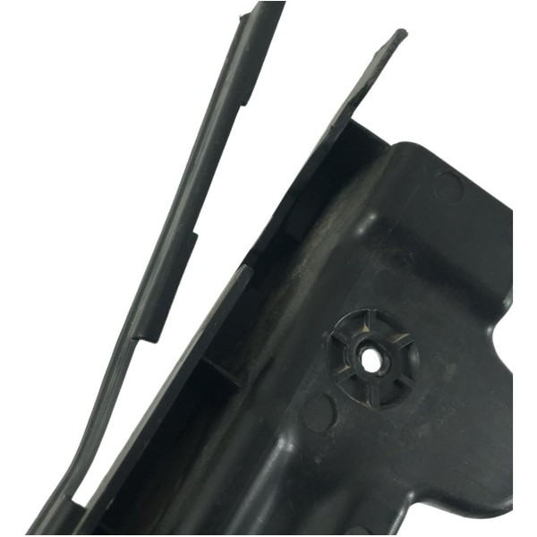 Guia Parachoque Traseiro Fiat 500 1.4 2012 C/detalhe