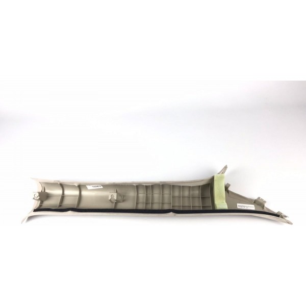 Acabamento Coluna Dianteira Esquerda Outlander 2018