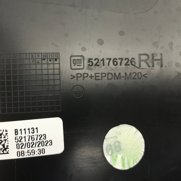 Acabamento Coluna Traseira Direita Chevrolet Montana 2024