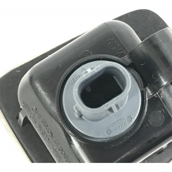 Lanterna Compartimento Carga Chevrolet Montana 2023 24 2025