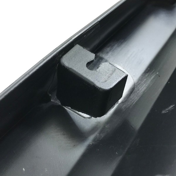 Spoiler Lateral Esquerdo Gm Montana 2023 2024 2025 C/detalhe