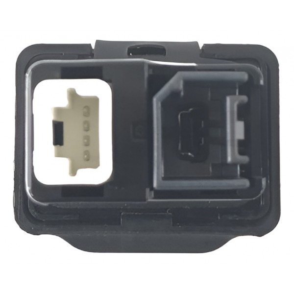 Entrada Aux Ubs Nissan Versa 1.6 2017 Original 20490