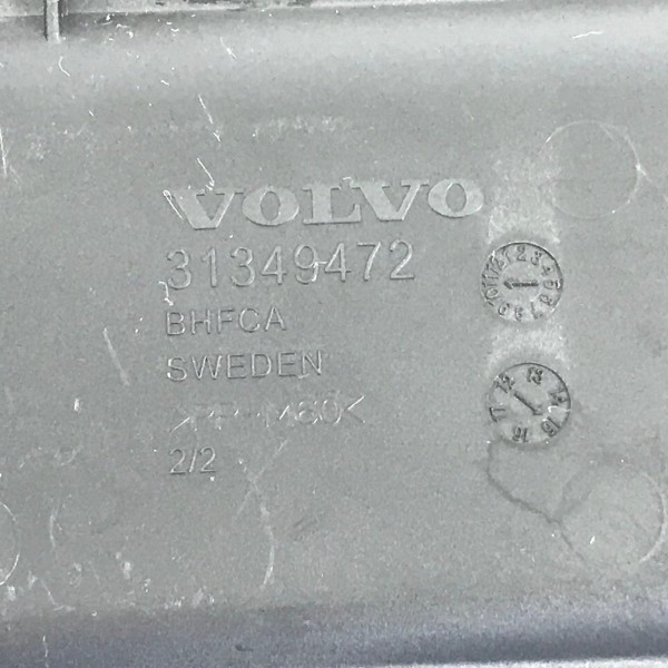 Acabamento Suporte Bateria Volvo Xc60 T5 2015 2016 C/detalhe