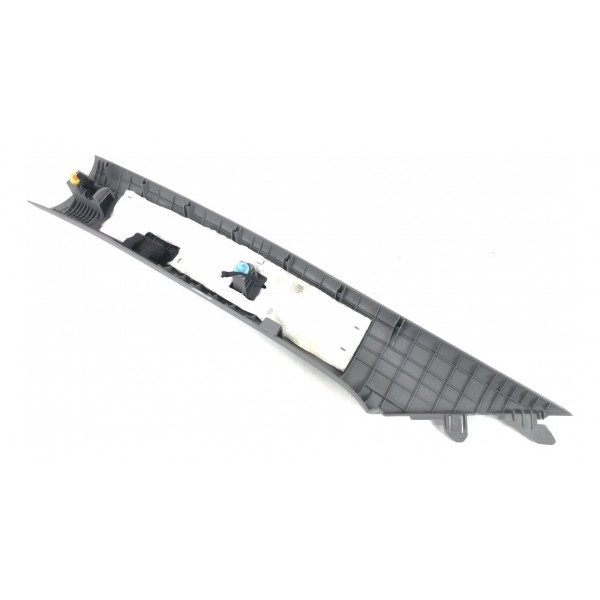 Acabamento Coluna Dianteira Direita Veloster 2013 (38529)