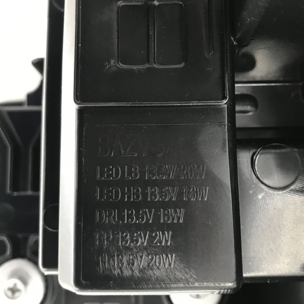 Farol Direito Gwm Haval H6 Premium 1.5 16v Turbo 2023 2024