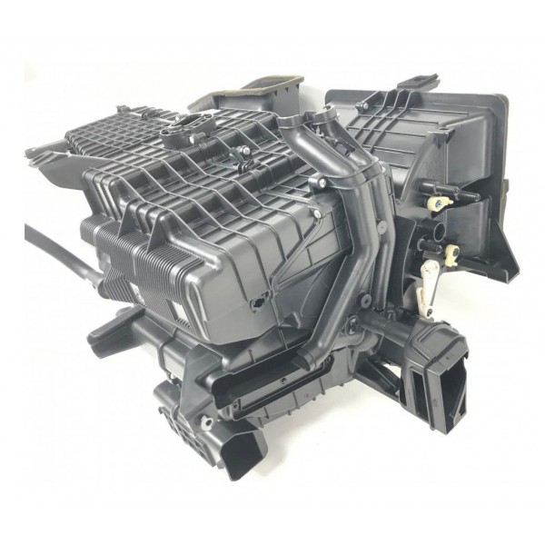 Caixa Ar Condicionado Kia Cerato Sx 2011 C/detalhe 46420