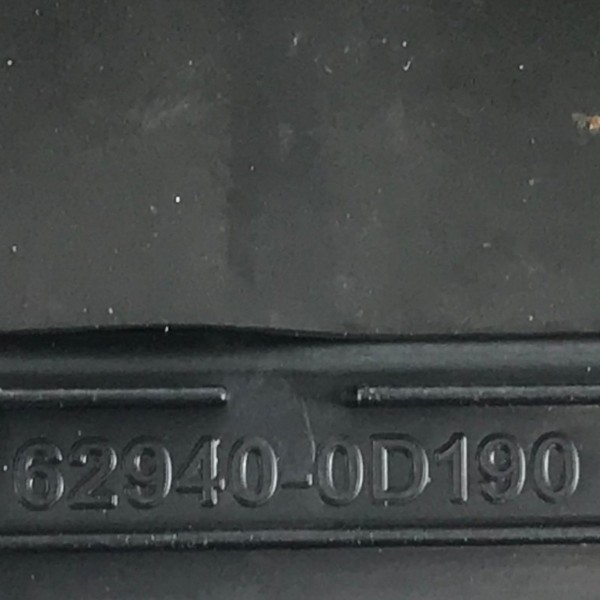 Difusor Ar Porta Malas Toyota Yaris 2020 2021 2022 2023 2024