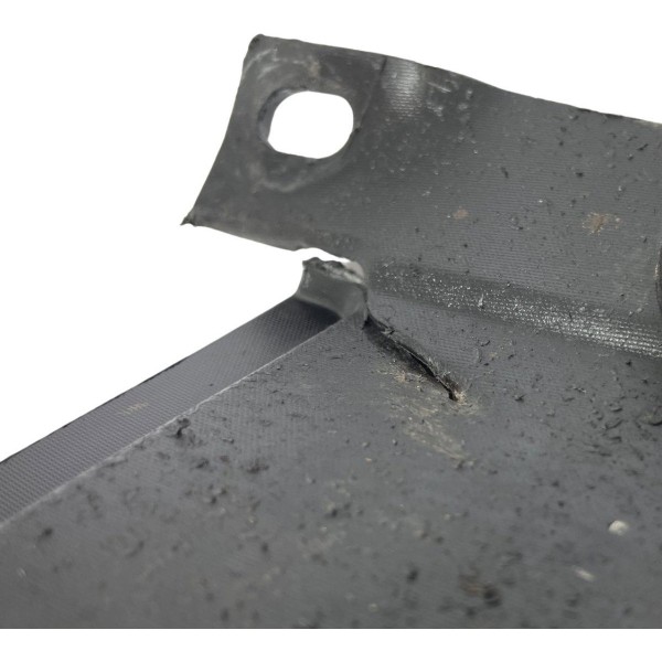 Spoiler Lateral Direito Fiat Toro 2016 2017 A 2022 Detalhe