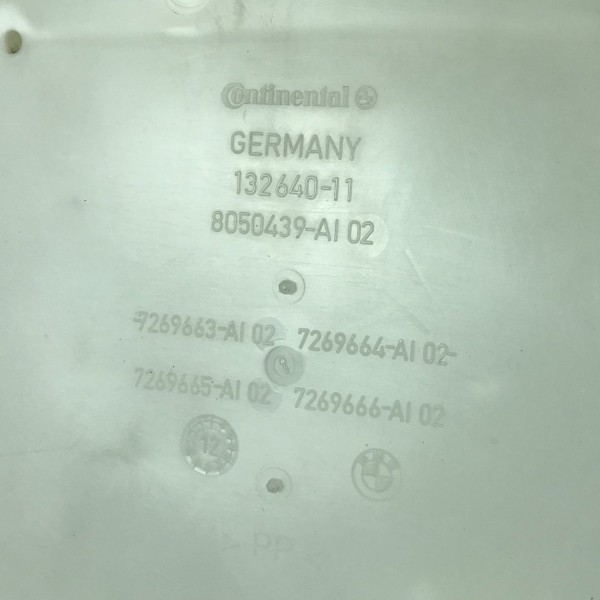 Reservatório Agua Limpador Bmw Serie 5 528i 535i 2.0 2014