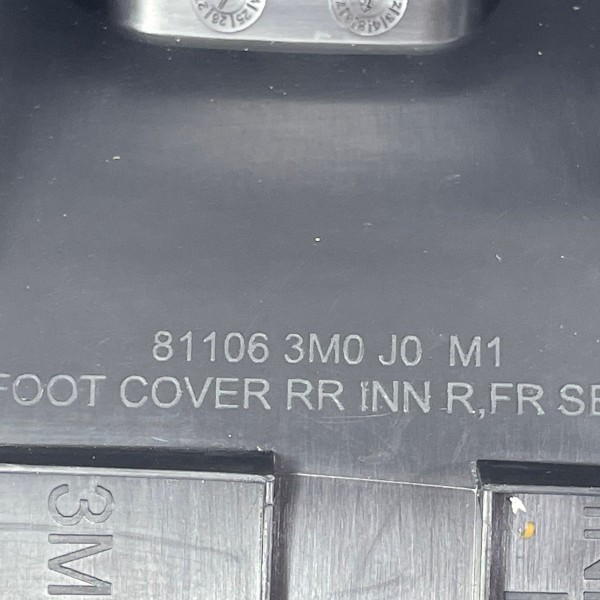 Acabamento Banco Dianteiro Esquerdo Honda Hr-v 2023 2024