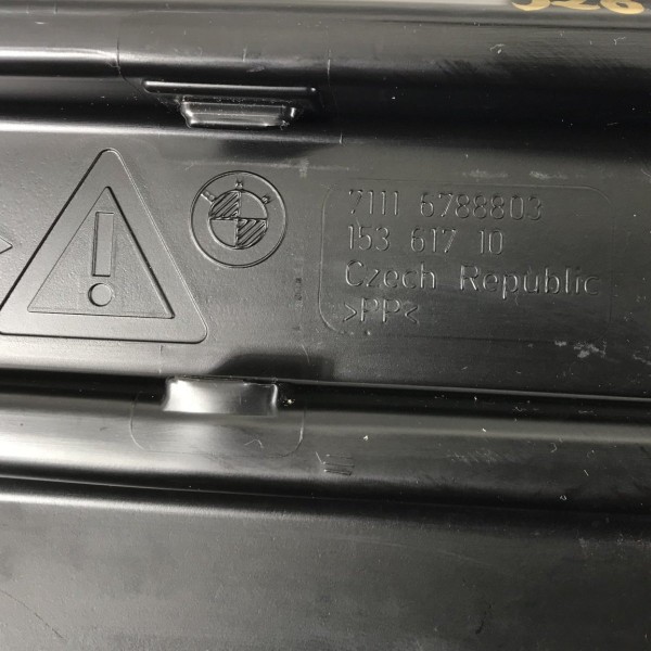 Tampa Caixa Ferramentas Porta Malas Bmw 528i 530i 535i 2013