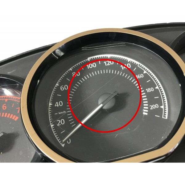 Painel Instrumentos Renault Duster 2016 2017 2018 Detalhe