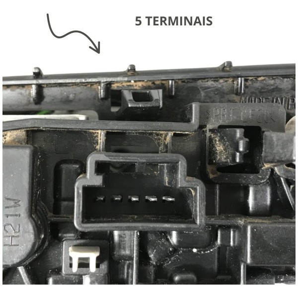 Lanterna Tampa Traseira Esquerda Audi A3 1.4 2014 2015 2016