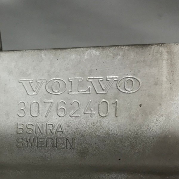 Paralama Esquerda Volvo Xc60 T5 T6 2.0 2013 2014 2015 2016