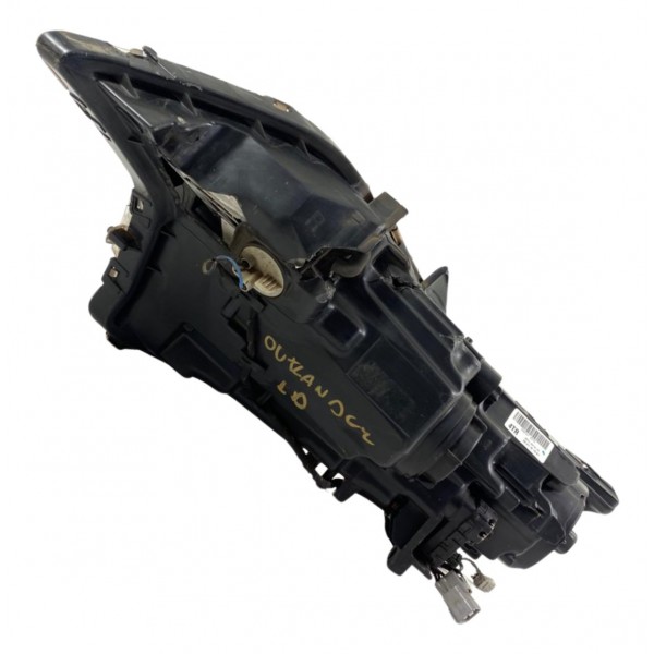 Farol Direito Outlander 2016 À 2021 Retirada Peças