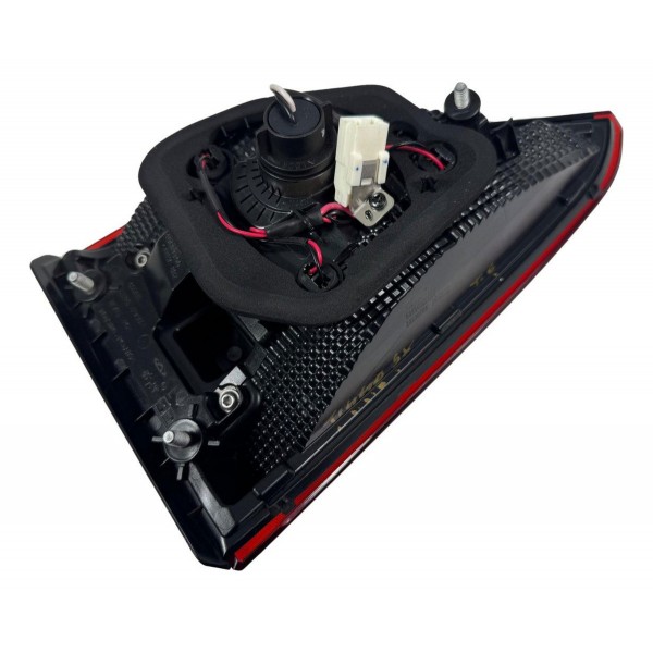 Lanterna Esquerda Tampa Traseira Chery Tiggo 5x 2021 A 2024 Esquerdo/motorista