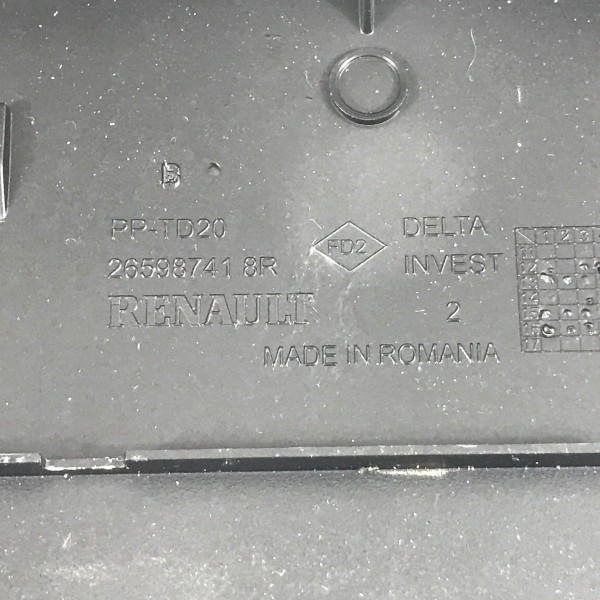 Acabamento Moldura Breaklight Renault Sandero 2015 À 2020