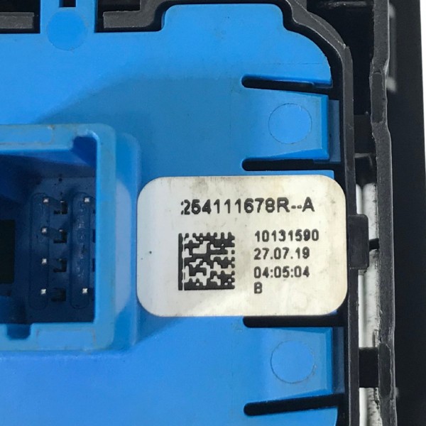 Botão Vidro Elétrico Renault Duster Logan Oroch 2017 A 2021