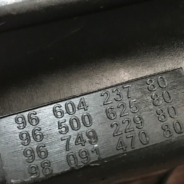 Base Caixa Filtro Ar Peugeot 208 Citroën C3 Aircross